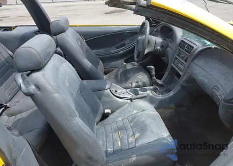 1999 Ford Mustang Gt z USA, uszkodzony, nr VIN 1FAFP45X3XF221057